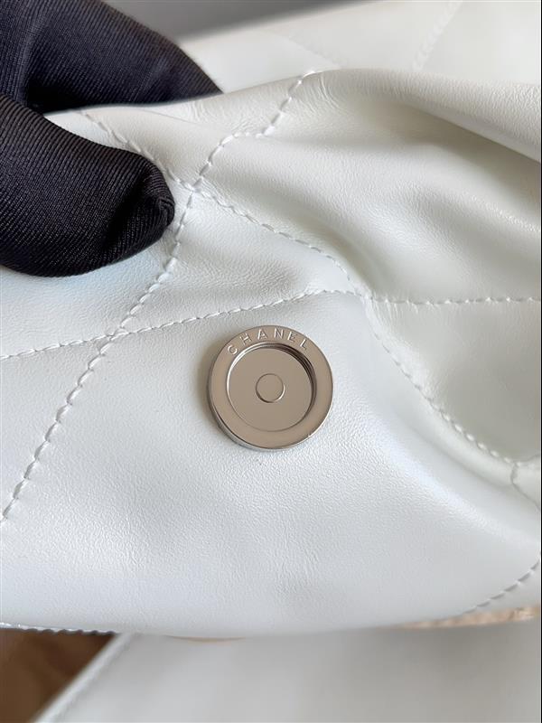 2026127215213285 630